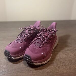 NEW Hoka One One Women’s Kaha Mid GTX Gore-Tex